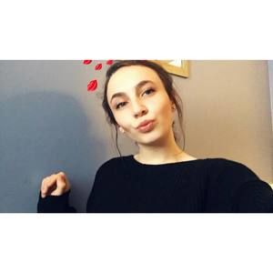 Meet your Posher, Gabby